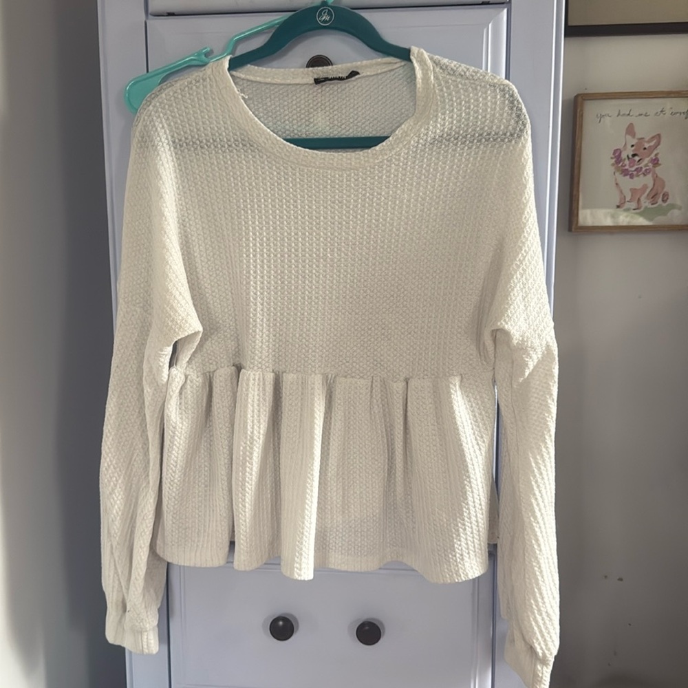 White long sleeve blouse
